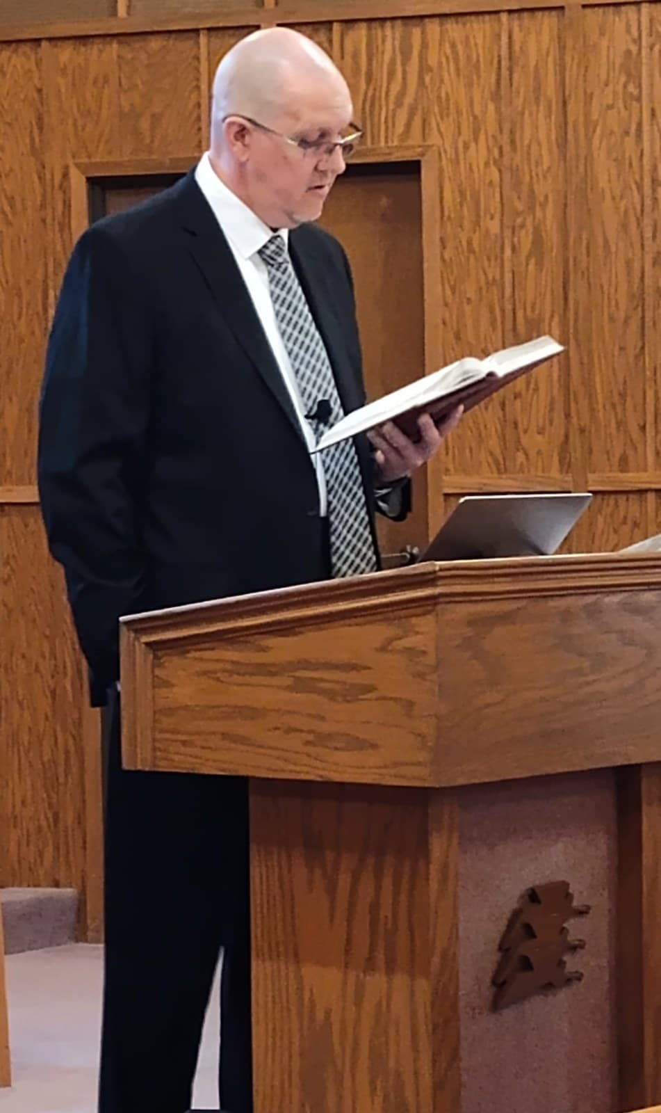 Wylie preaching from the pulpit